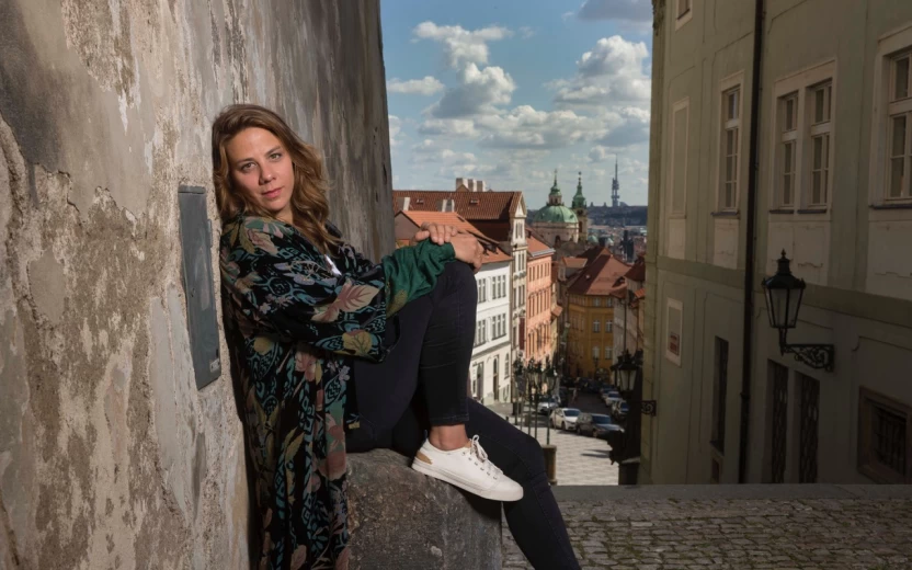Aneta Lengerová na hradě Kašperk